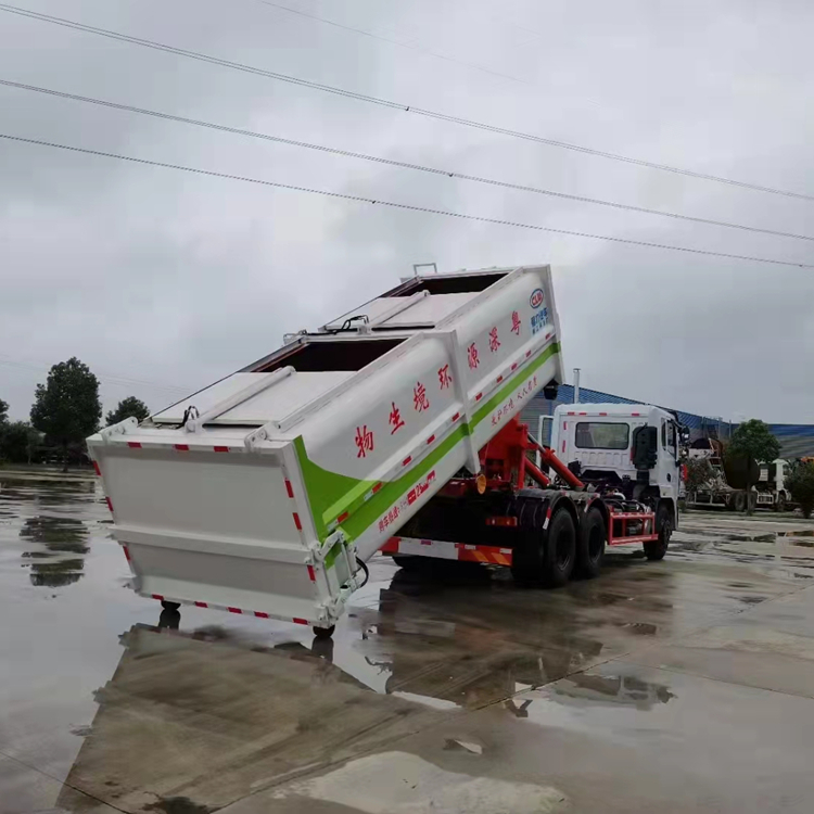 固态粪污收集车12吨勾臂式粪污运输车10方粪污运输车报价实地大厂