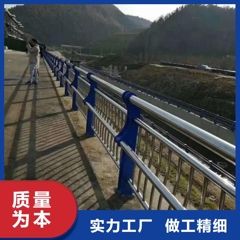 高速公路护栏色彩亮丽严格把控每一处细节