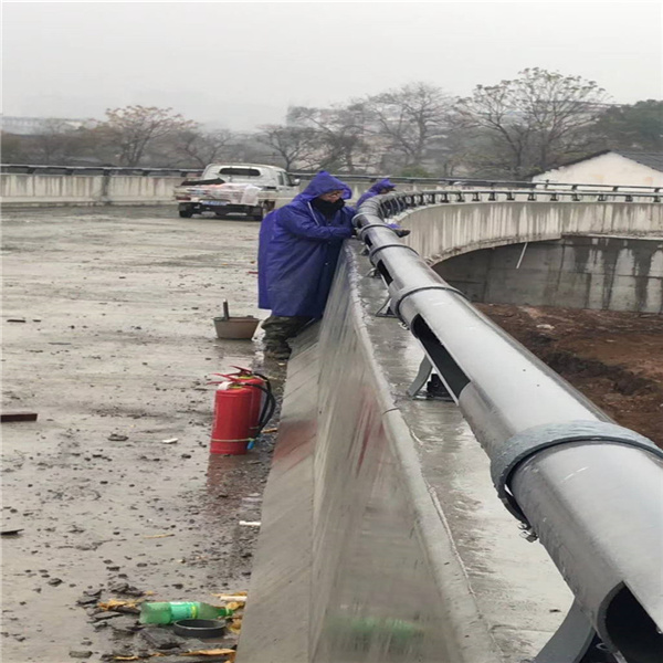 河道桥梁防撞护栏生产商咨询质量上乘