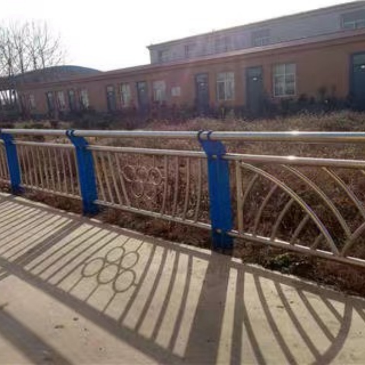 桥梁护栏,钢背木护栏产地直供