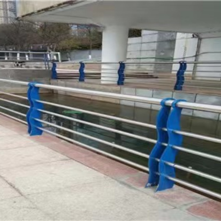 桥梁护栏-铝合金栏杆大量现货