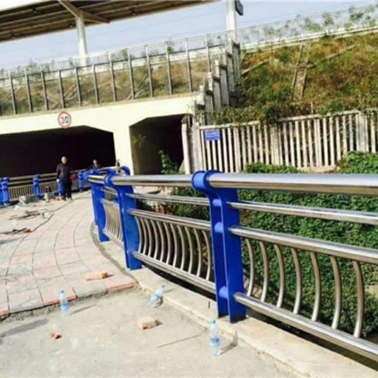 不锈钢护栏防撞桥梁栏杆实力派厂家