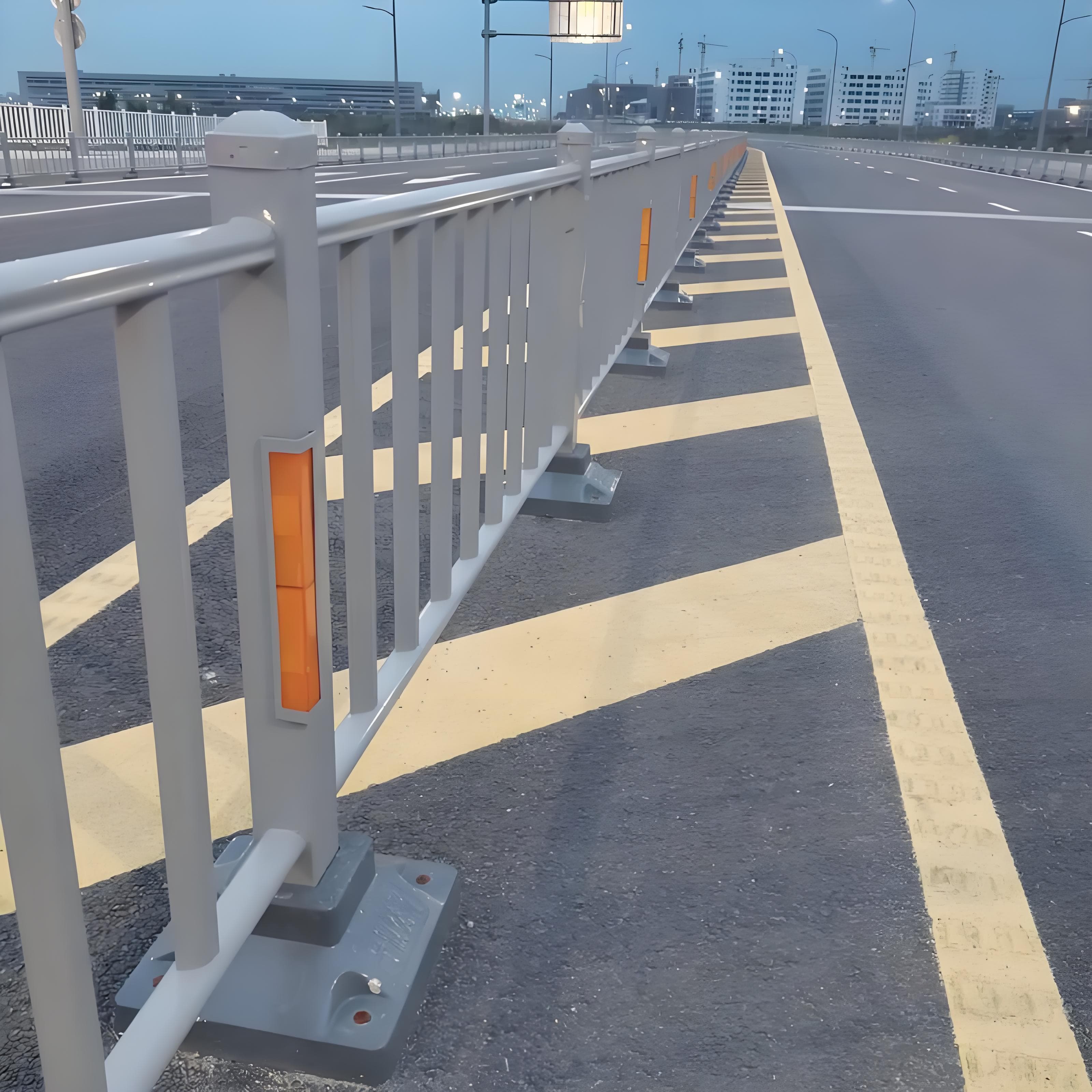 交通隔离护栏畅销全国