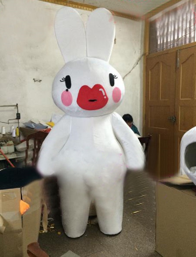 北京哪里有定做卡通人偶服装的/节日毛绒公仔环保的