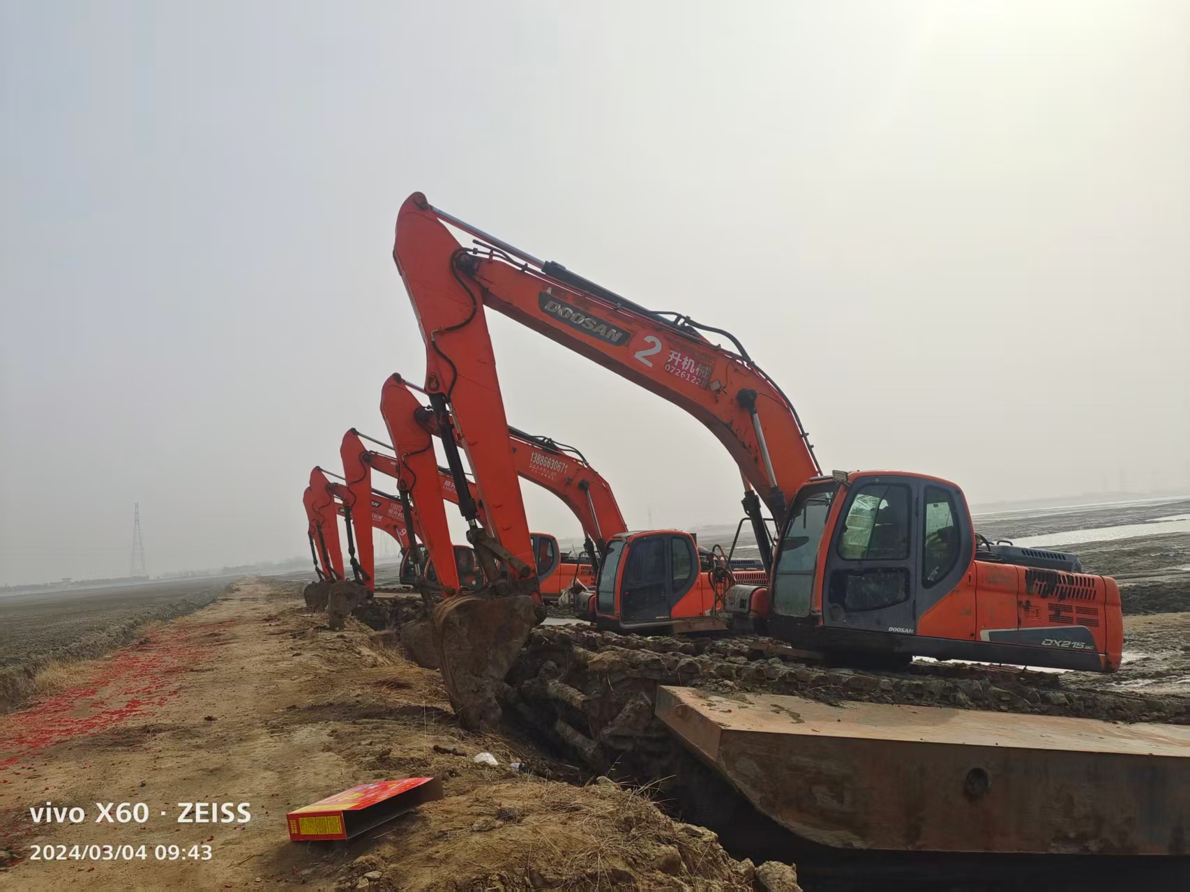 有现货的湿地沼泽地挖掘机出租供货商