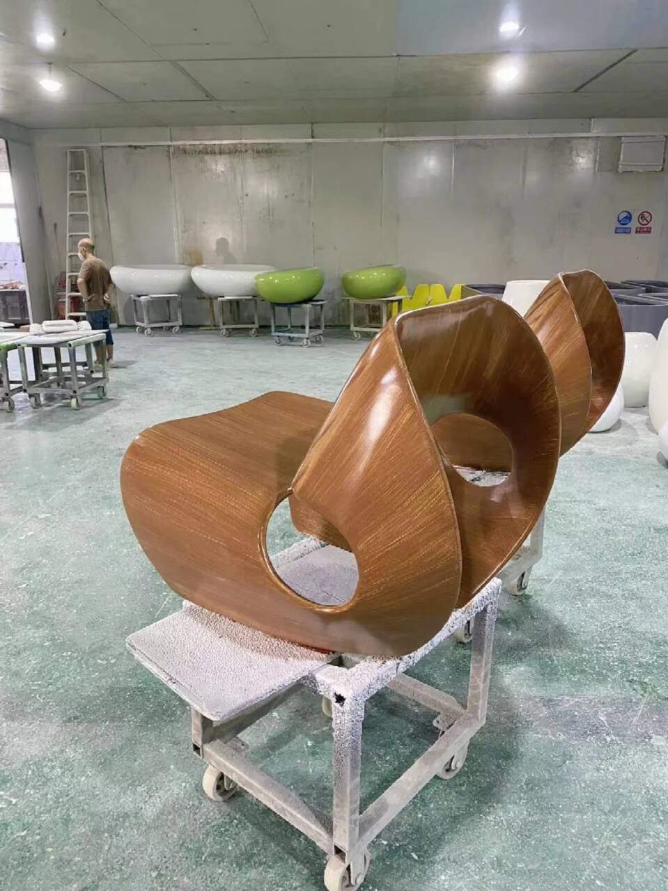 不锈钢仿木纹漆施工价格
