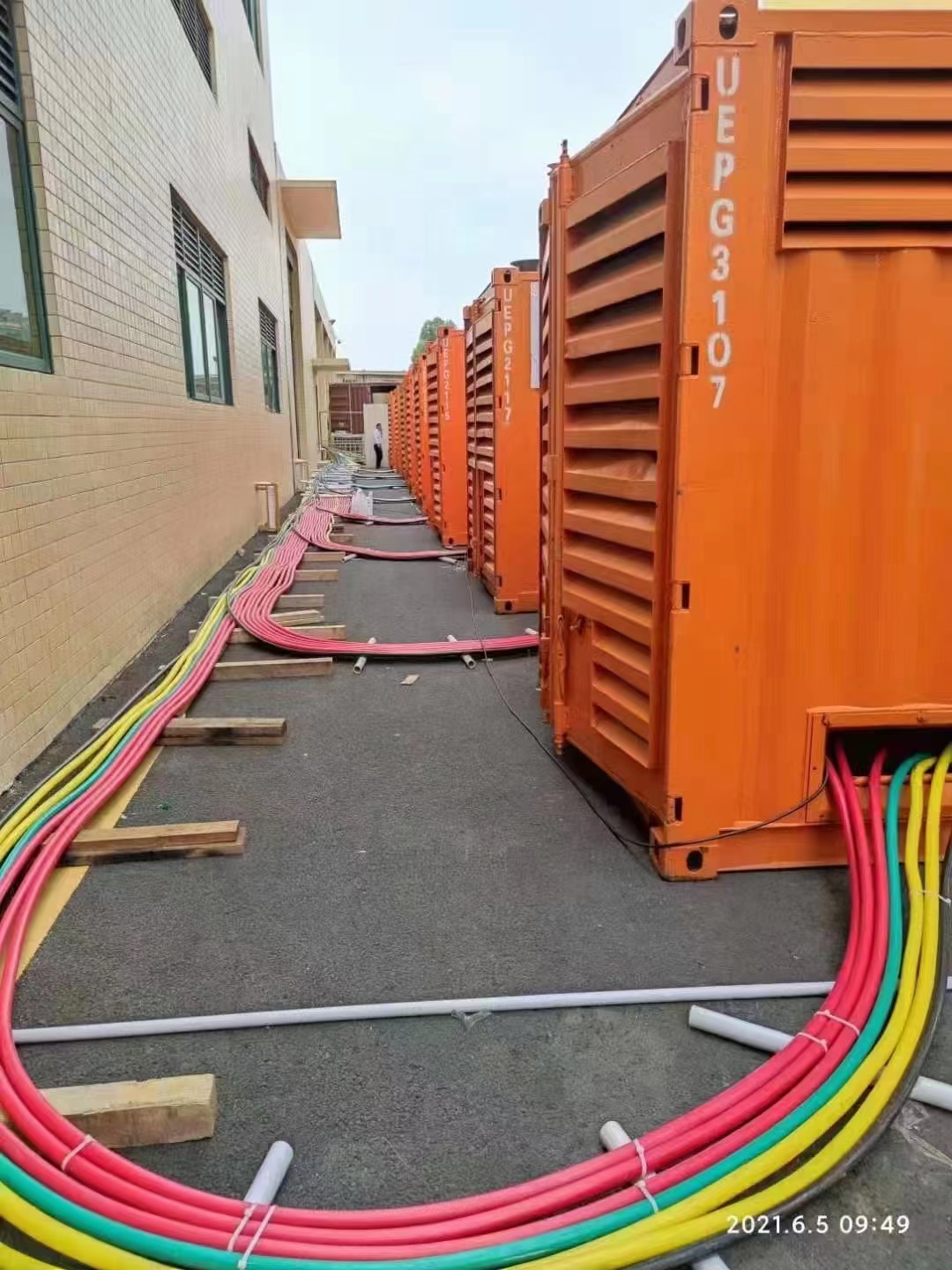 应急发电机租赁商家（租金优惠）UPS电源出租电缆线出租2025专业的团队