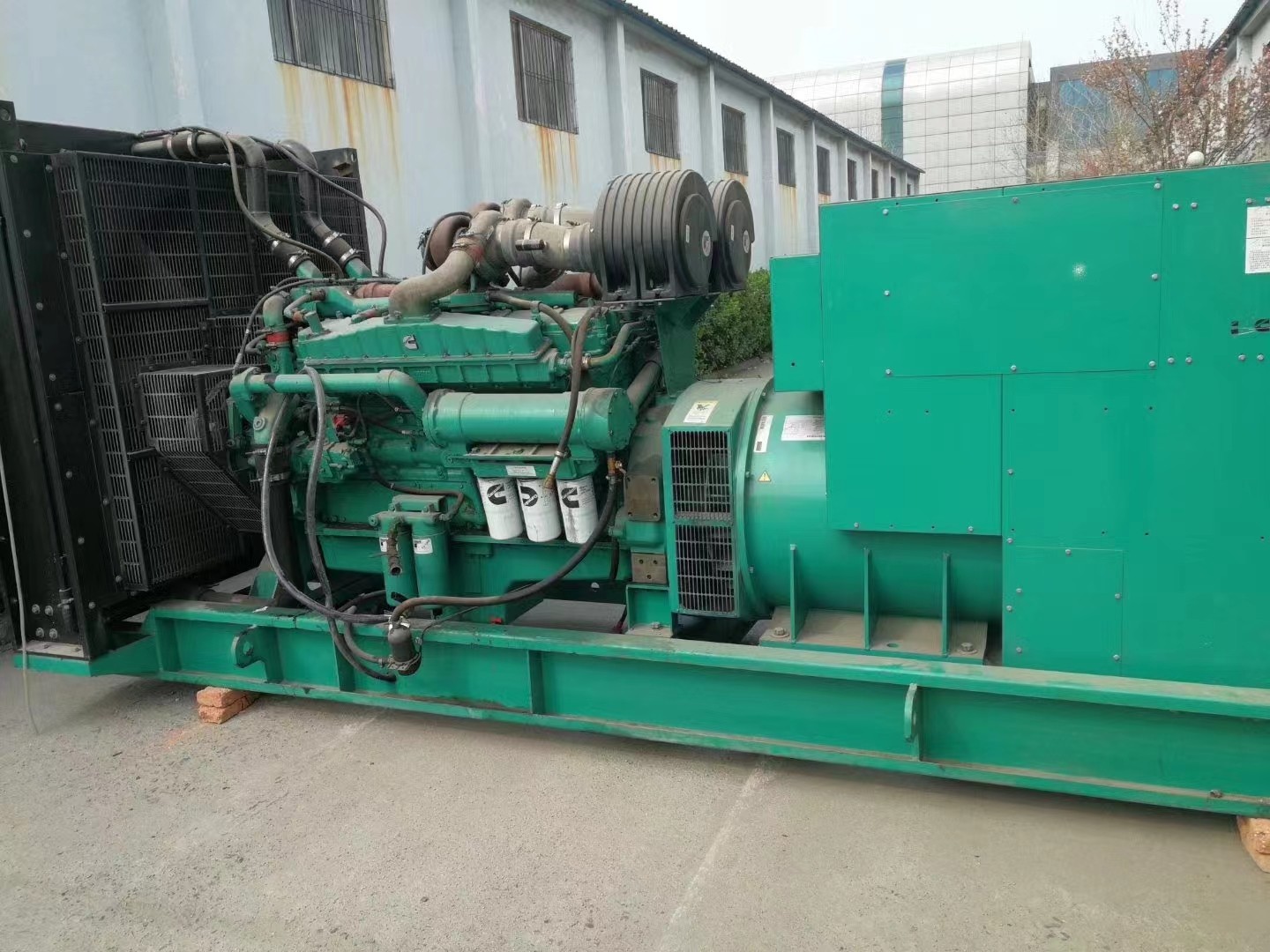 200KW发电机出租租赁400KW发电机电缆线出租UPS电源出租,备用电源出租多年经验欢迎询价