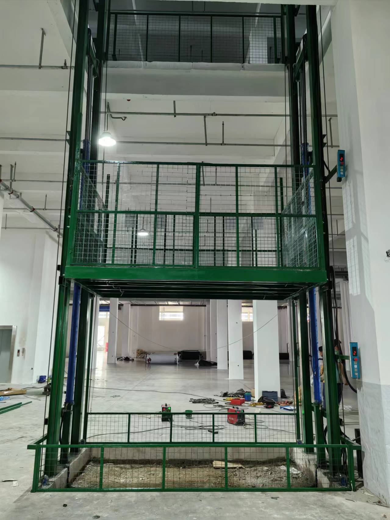 导轨式升降货梯供应当地品牌