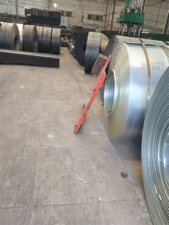 波形护栏波形防撞护栏用心制造