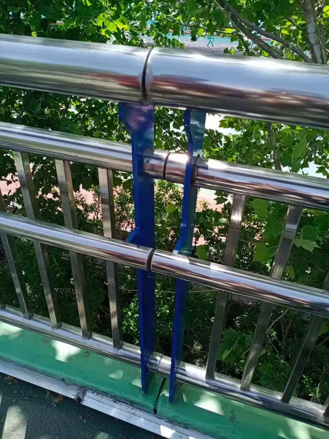 不锈钢复合管护栏定制